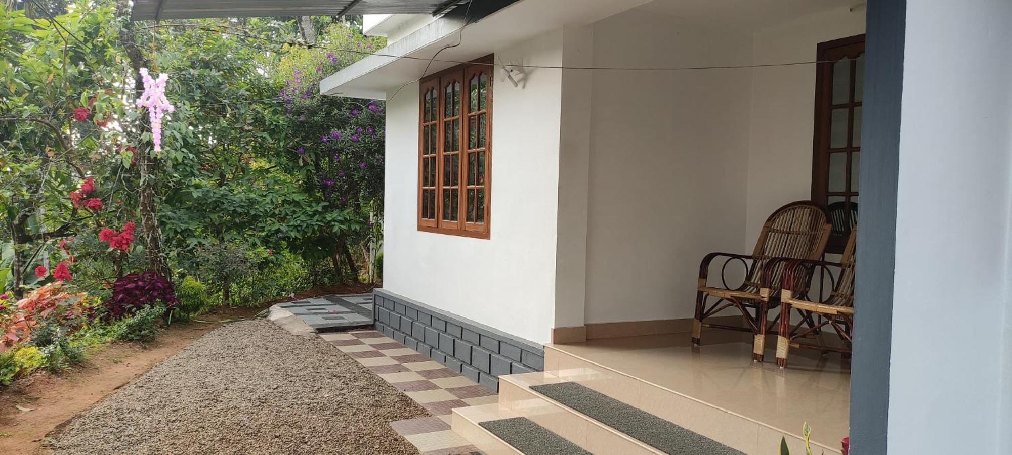 Koonamparayil Home Stay Munnar Anaviratty-Family Only Eksteriør bilde